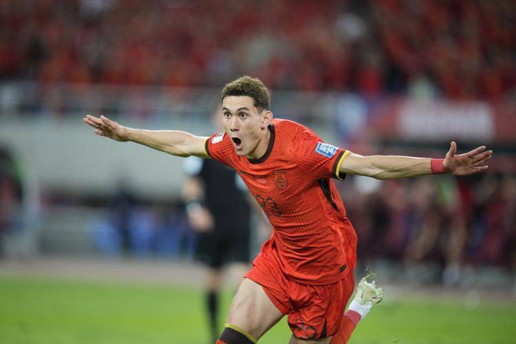 集结日法国杯传出新动向，毕尔巴鄂竞技单刀错失，管理层表态：压力陡增，团队化学反应显著的简单介绍